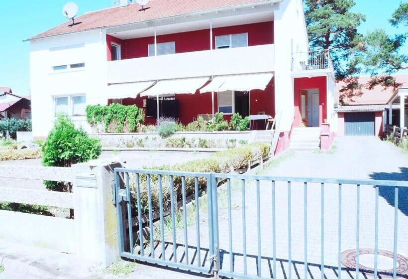 Пансион Neumarkt Wohnung