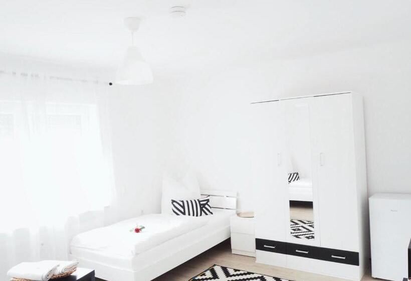 Пансион Neumarkt Wohnung