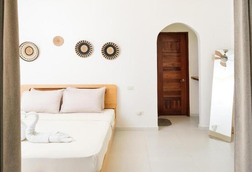 استراحتگاه Seapearl Of Alona