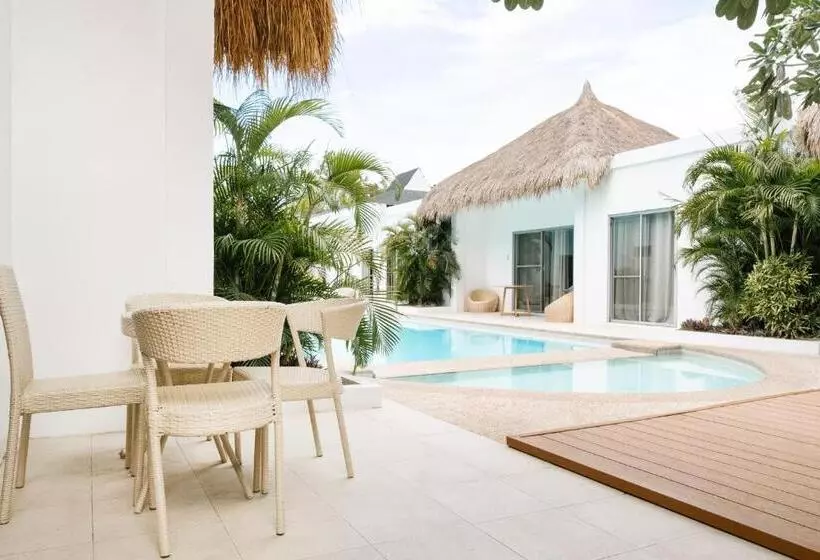 リゾートホテル Seapearl Of Alona