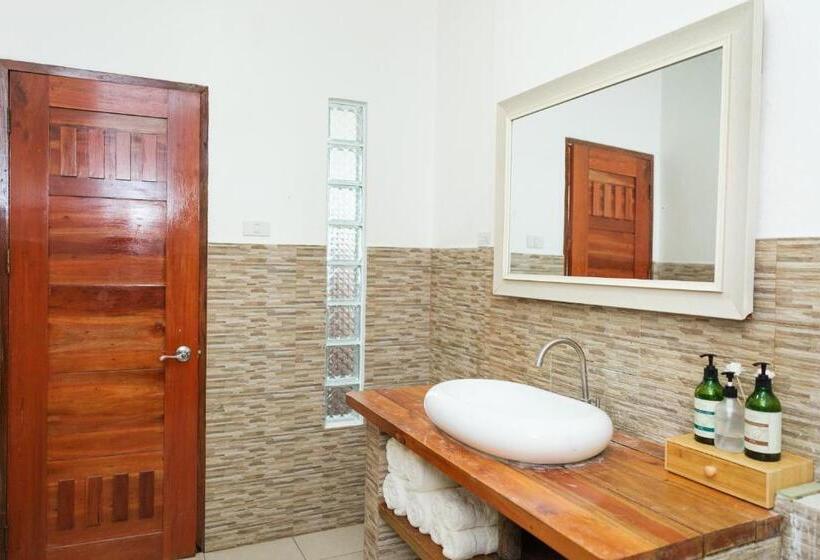 استراحتگاه Seapearl Of Alona