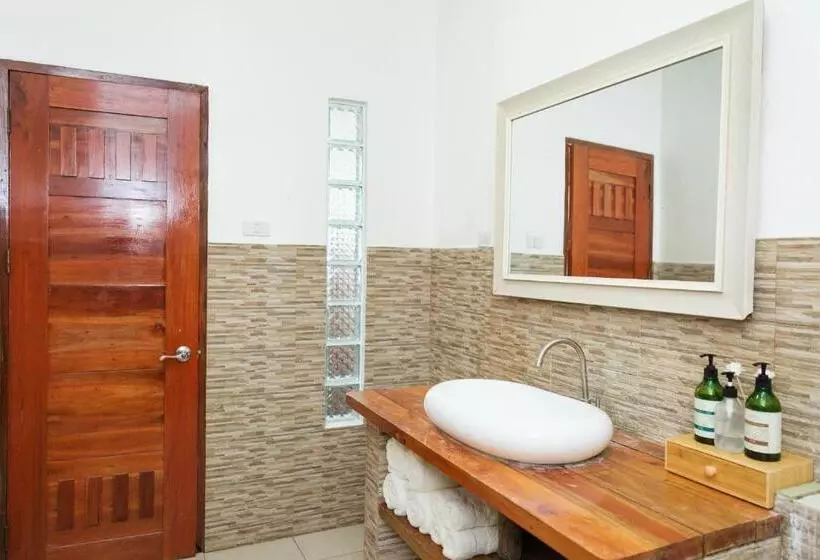 リゾートホテル Seapearl Of Alona