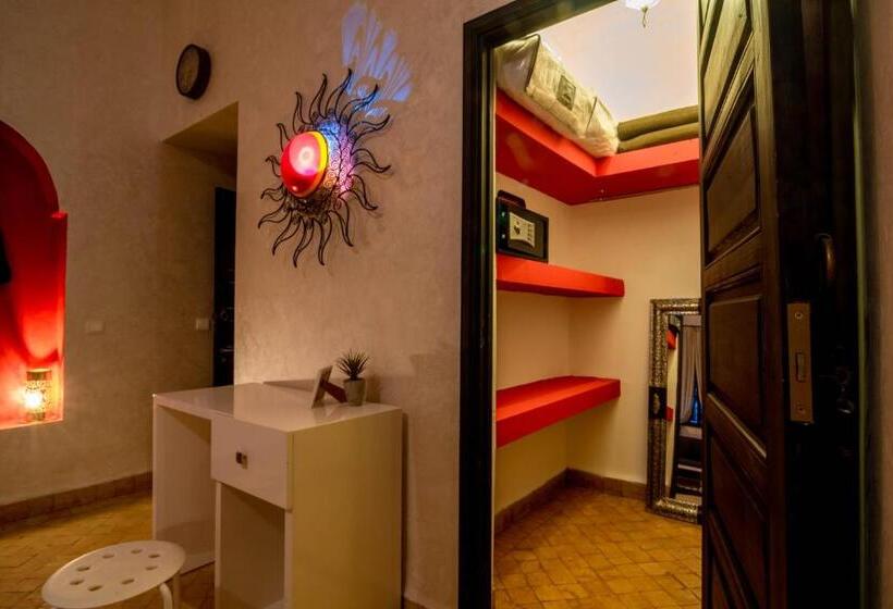 ریاض Villa Septha