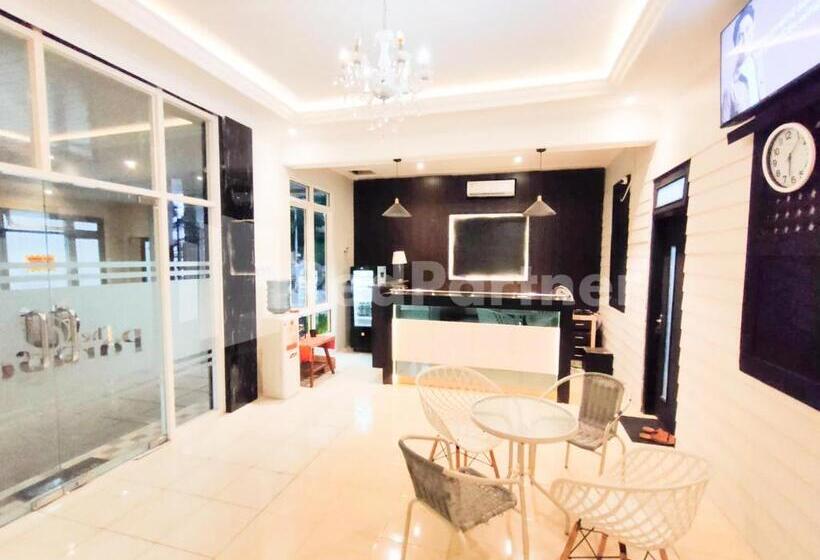 The Paragon Hotel Cilacap Redpartner