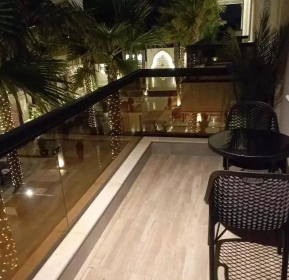 النخيل رست