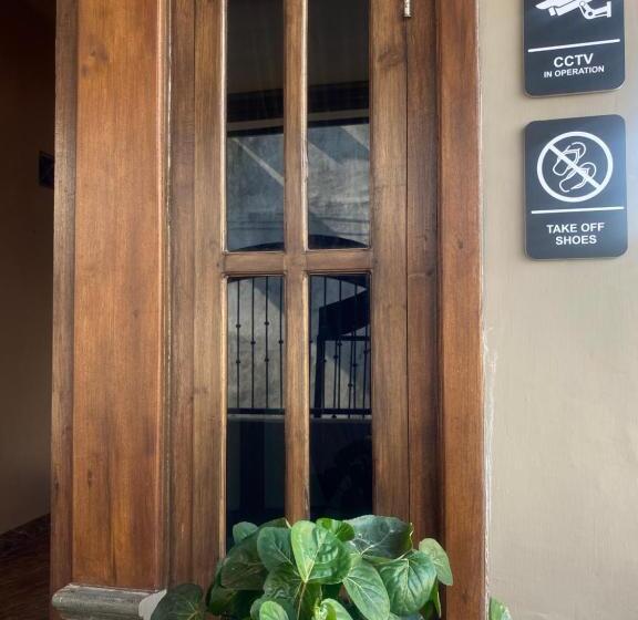 הוסטל Good Feeling Ijen