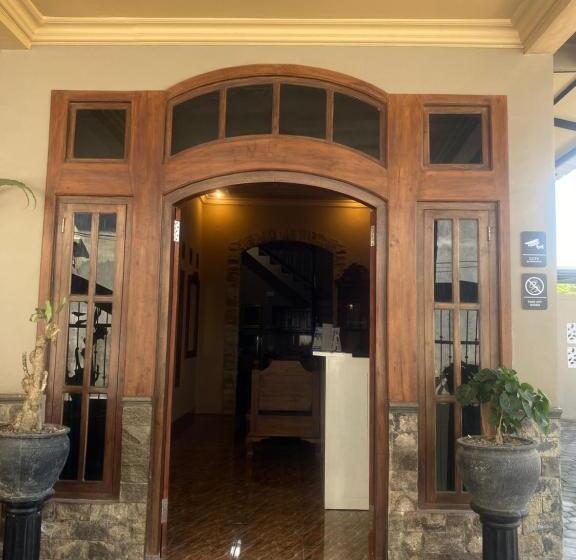 הוסטל Good Feeling Ijen