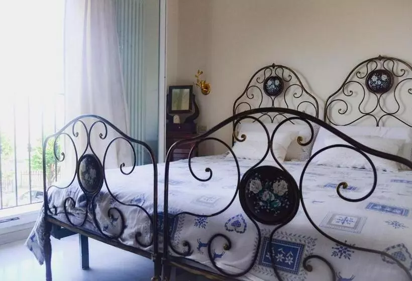 Aamiaismajoitus (B&B) Lotus Country House