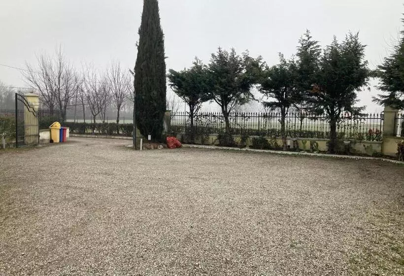 Aamiaismajoitus (B&B) Lotus Country House