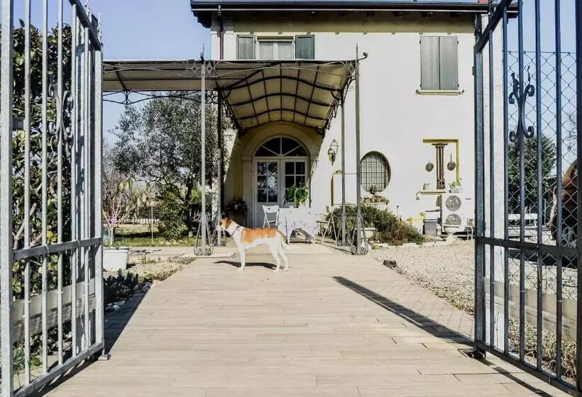 Aamiaismajoitus (B&B) Lotus Country House