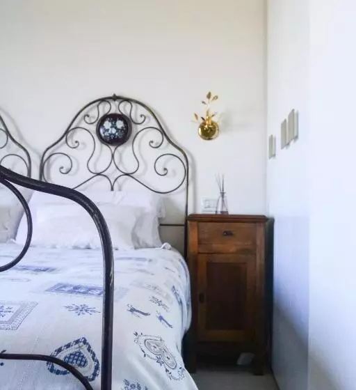 Aamiaismajoitus (B&B) Lotus Country House