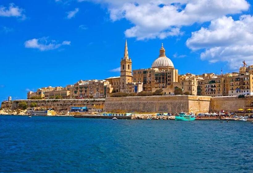 تختخواب و صبحانه Sunshine Court Budget