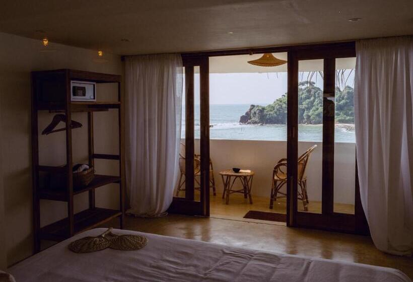 호텔 Blue Waves Surf House   Beach