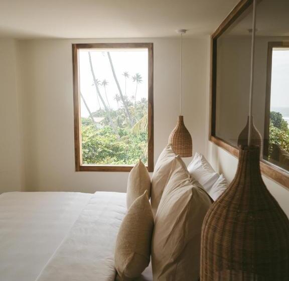 호텔 Blue Waves Surf House   Beach