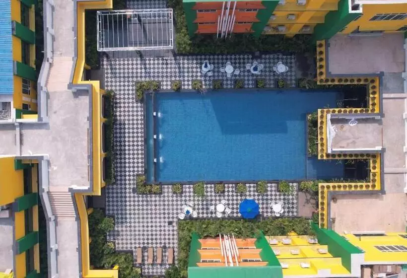 Hotelli Mayfair World Cup Village