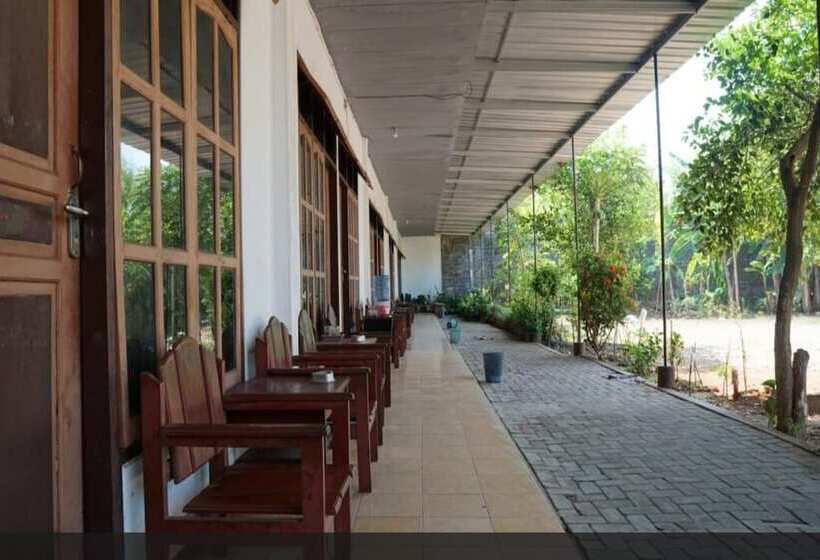 酒店 Spot On 93611 Kost Pak Suyatno Syariah 2