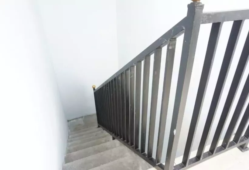 Hotelli Spot On 93611 Kost Pak Suyatno Syariah 2