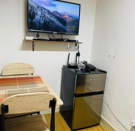 Hotell Grace Residences Taguig Bgc View With Balcony Plus Netflix 331