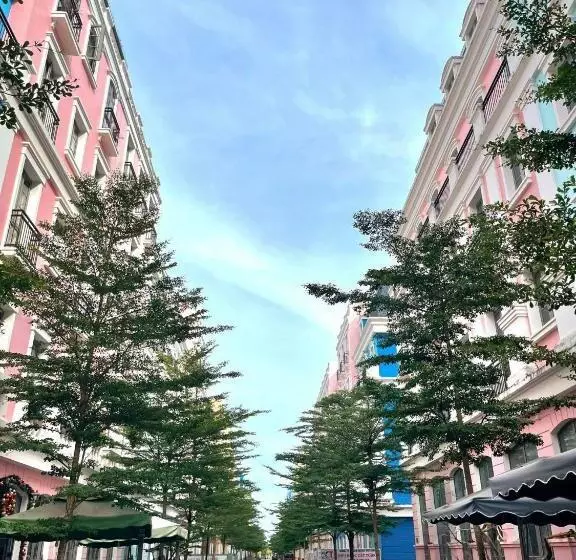 هتل Tropicana