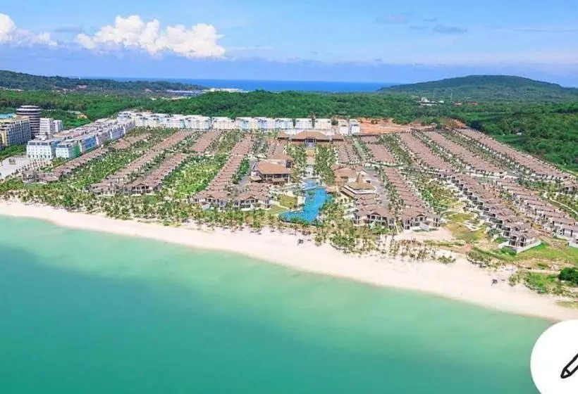 هتل Tropicana