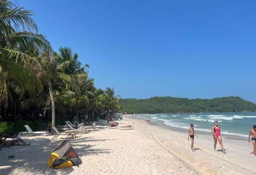 هتل Tropicana