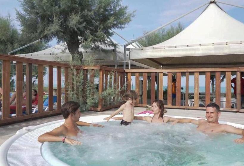 בית מלון כפרי Villaggio Europa