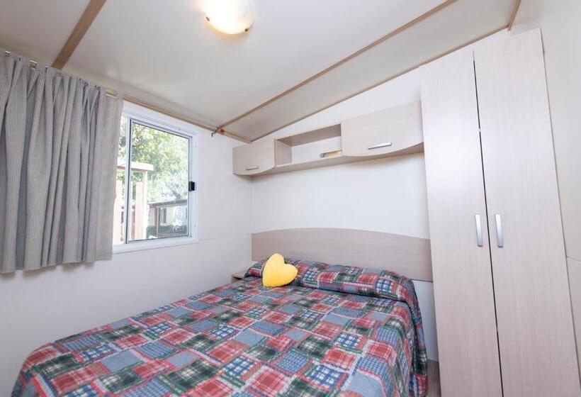 בית מלון כפרי Villaggio Europa