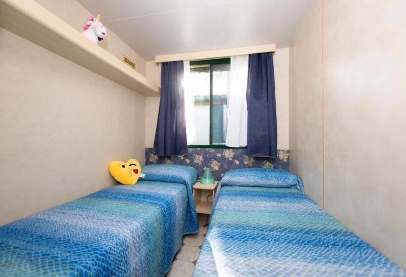 בית מלון כפרי Villaggio Europa