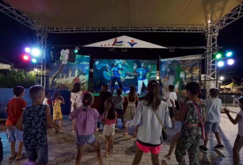 בית מלון כפרי Villaggio Europa