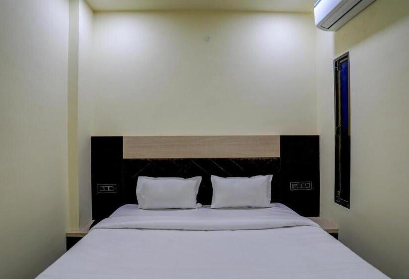 Oyo Hotel Madhuram Residency