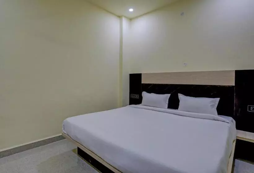 Oyo Hotel Madhuram Residency