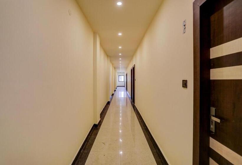 Oyo Hotel Madhuram Residency