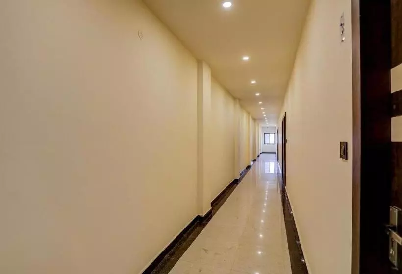 Oyo Hotel Madhuram Residency