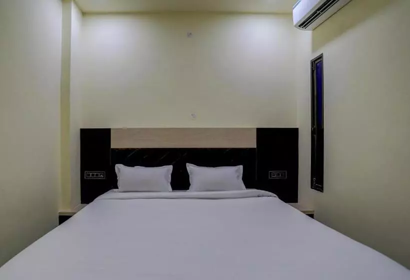 Oyo Hotel Madhuram Residency