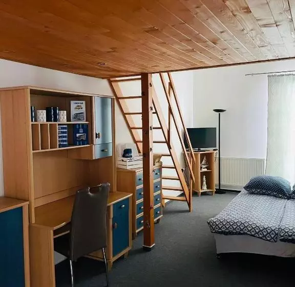 ペンション Penzión Imrich Car