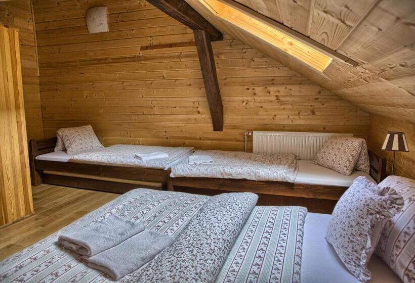 פנסיון Penzión Zbojnícky Halaš