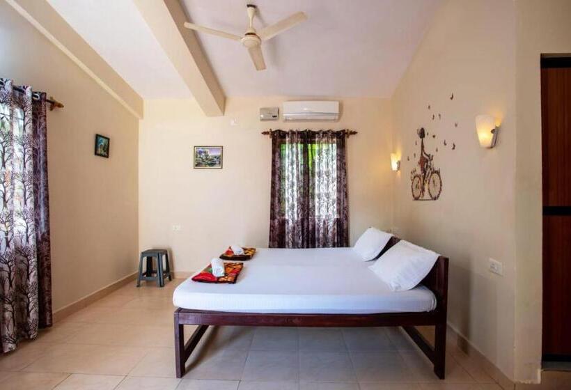 پانسیون Seaside Divine