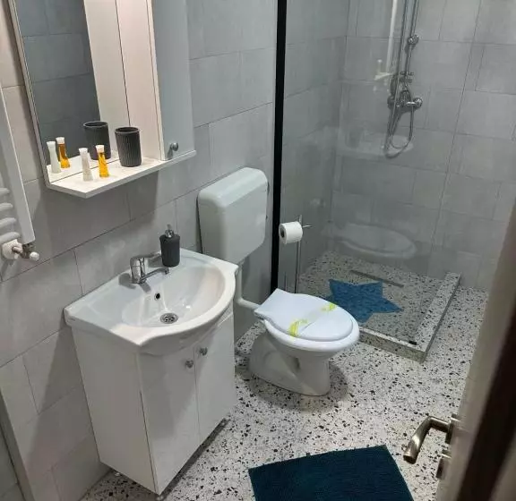 Majatalo Casa Roby Lzvor Sinaia