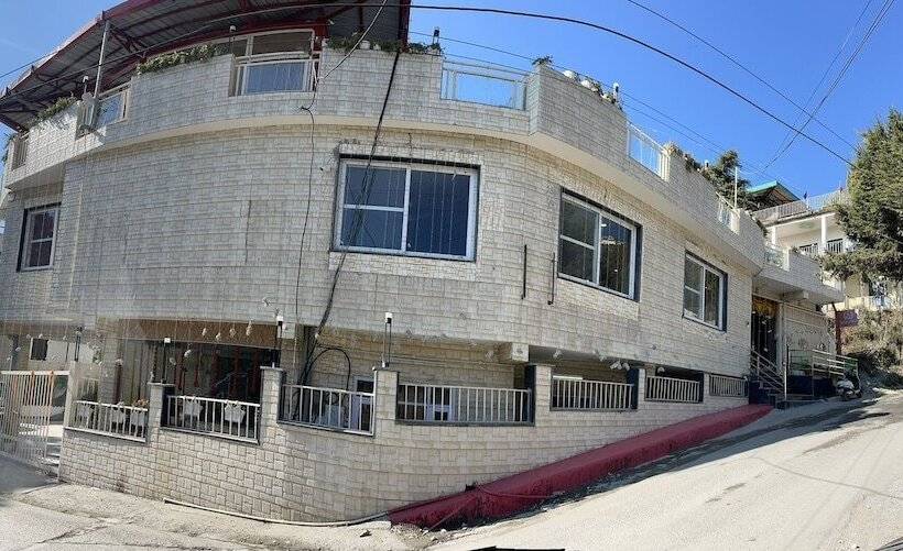 호텔 Shiva Lake Mussoorie 360 Degree View Free Parking