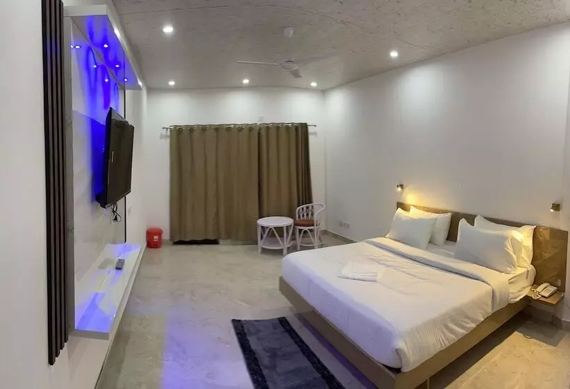 Hotelli Shiva Lake Mussoorie   360 Degree View   Free Parking