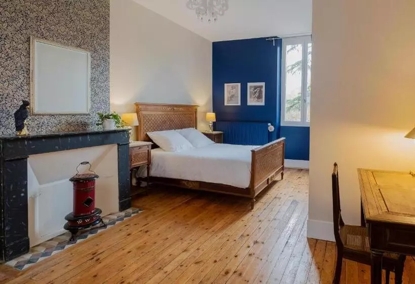 Aamiaismajoitus (B&B) Parc De Coulassy