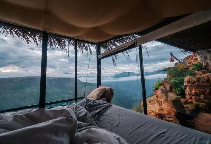 Aamiaismajoitus (B&B) Refugio La Roca