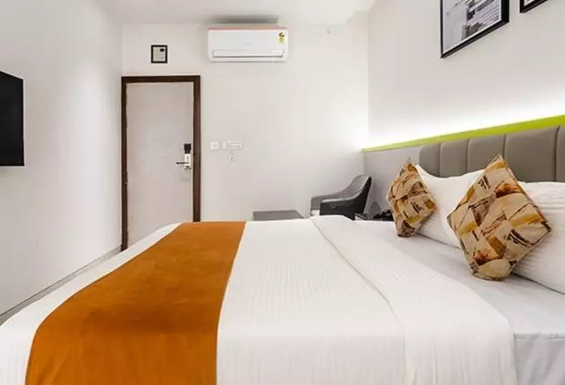 Fabhotel Prime Oasis Orange