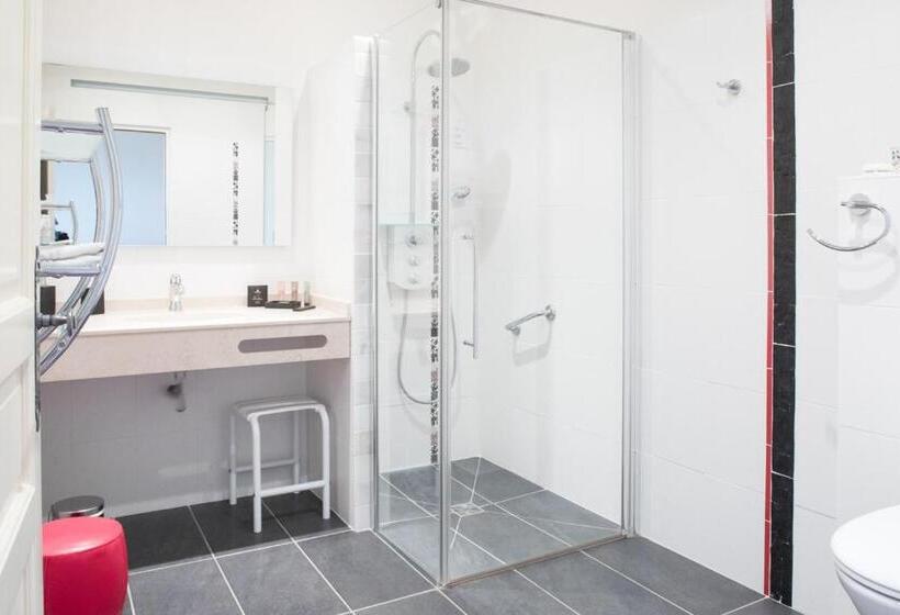 Отель Château De Tilly