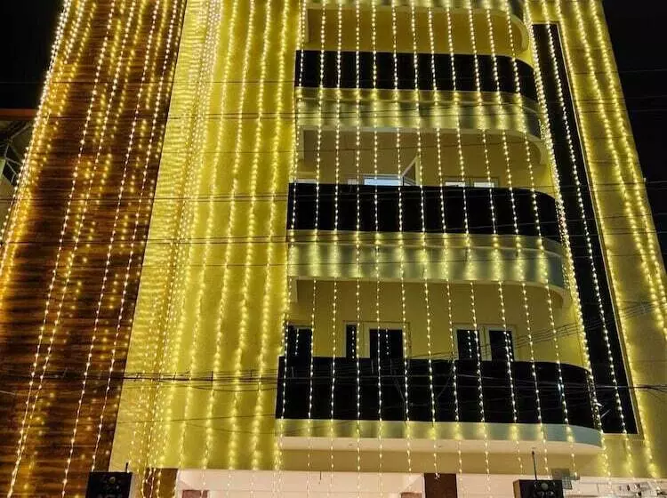 Hotelli Mugundan  S Smart Stay