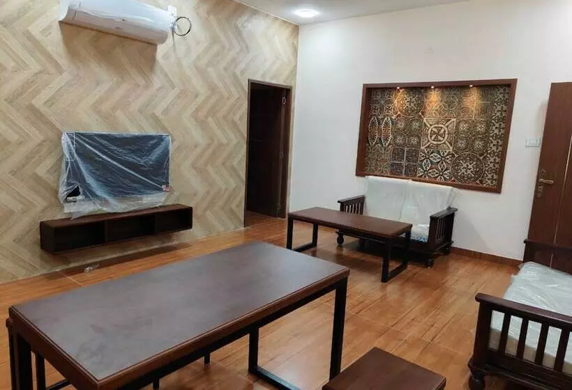 Hotelli Mugundan  S Smart Stay