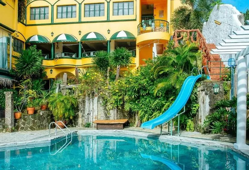 هتل Reddoorz @ Yahweh Spring Retreat & Resort Laguna
