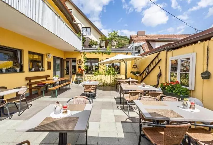 ホテル Vulkanstüble