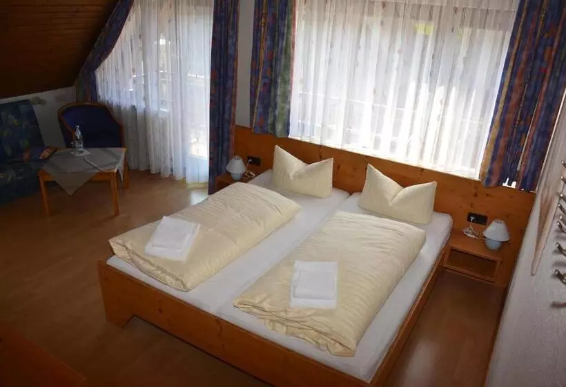 ホテル Vulkanstüble