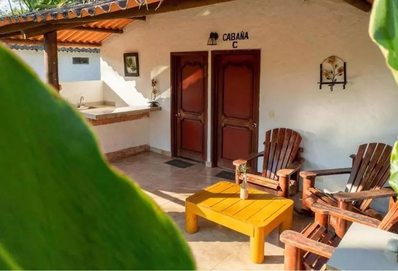 ホテル Y Restaurante La Cachamera